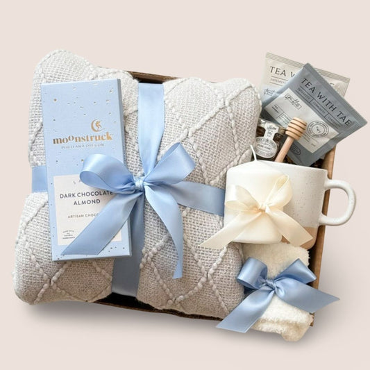 Comfort & Relaxation Blue Sky Box – Perfect for Sending Hugs and Warm Wishes